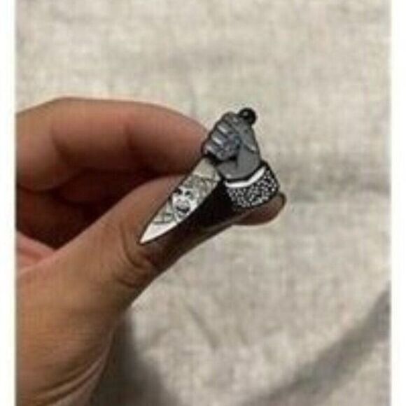 3/20 Psycho Knife Enamel Pin - Picture 1 of 1